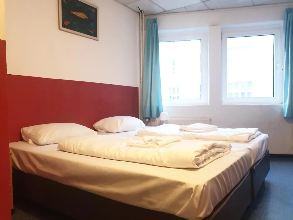 Thomas Rooms Berlin 2*,  Germany