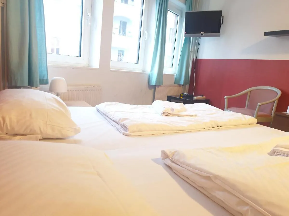 Thomas Rooms Berlin 2*,